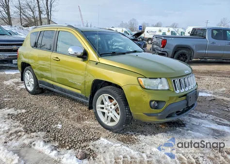2012 Jeep Compass Limited z USA, uszkodzony, nr VIN 1C4NJDCB6CD588894